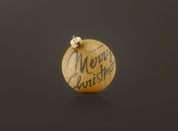 07_christmas_ball_mockup_4