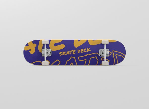 08_skateboard_mockup_08